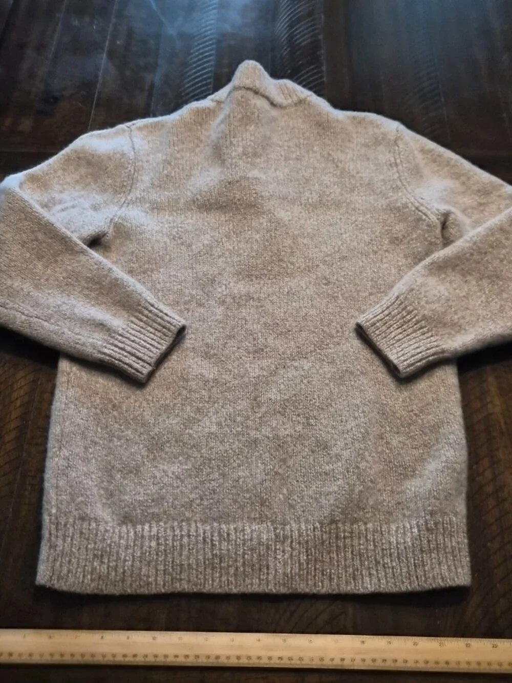 LL Bean Sweater Men's L Tall Fits S 100% Lamb's Wool Henley Pullover Gray G800